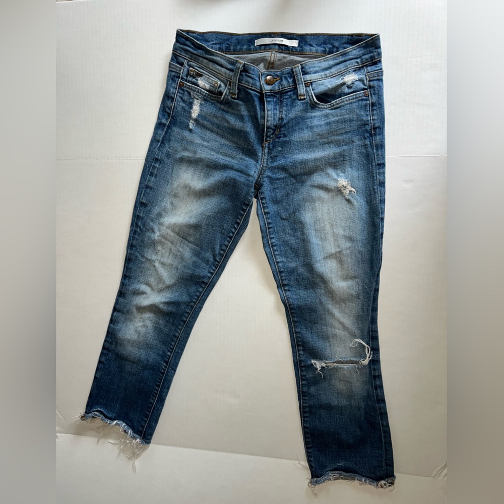 Joe’s Jeans Women’s Distressed Capri Jeans size 27